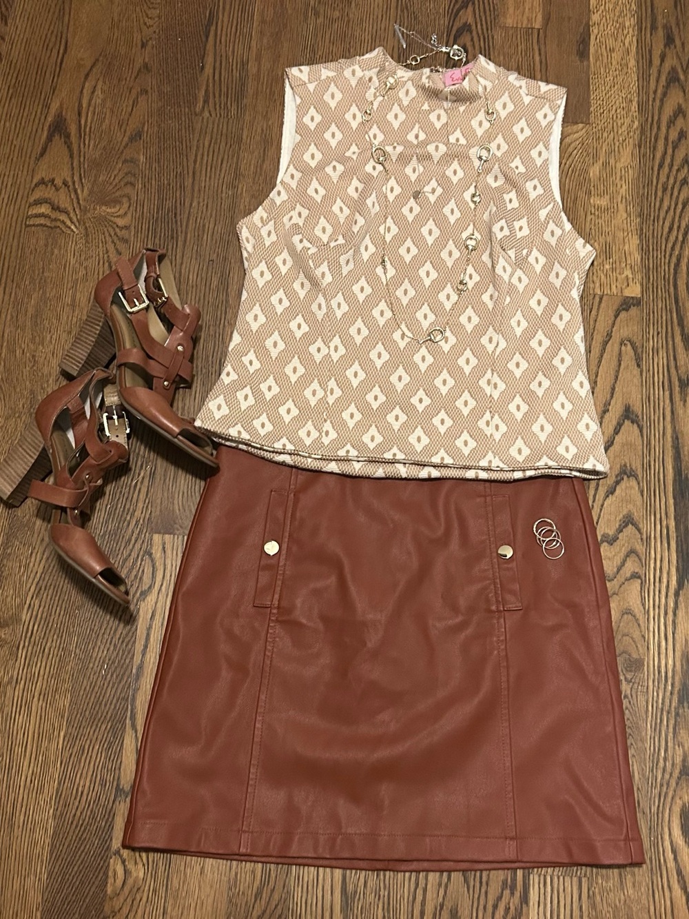 LOFT cognac  Faux Leather Mini Skirt with gold accents outfit